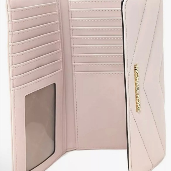 MICHAEL KORS Jet Set Travel Soft Quilted Leather Large Trifold Wallet - Picture 3 of 3